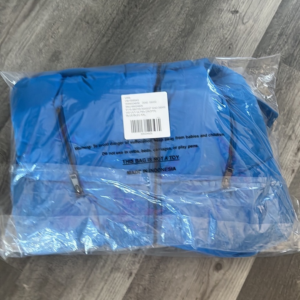 GIFTED * Urban Outfitters - Lily Ulta Crop Puffer Jacket, BLUE - XXL - NWT - Picture 12 of 16